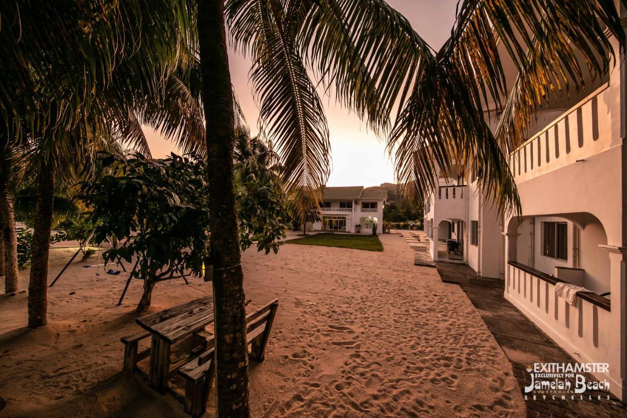 Jamelah Beach Guest House Anse aux Pins Buitenkant foto